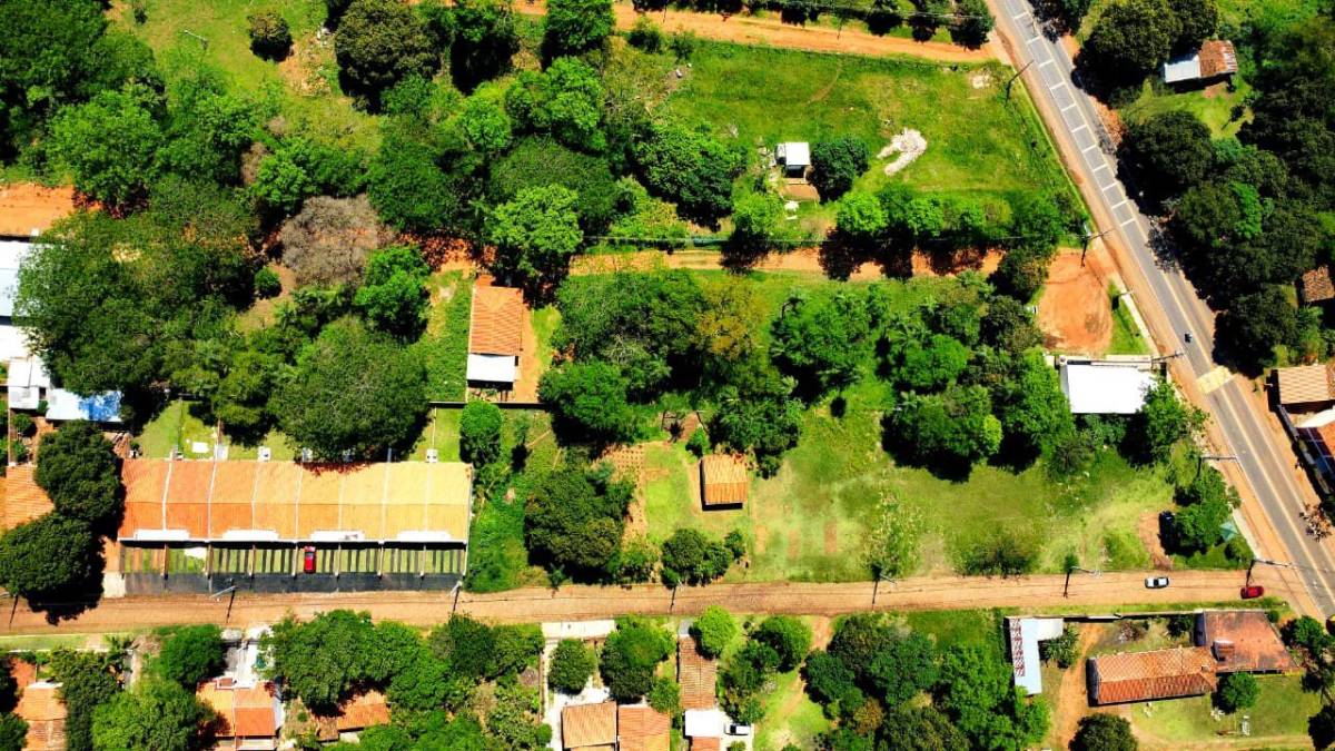VENDO DUPLEX EN LUQUE — foto 3