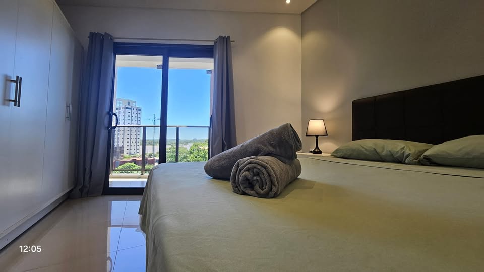 ALQUILO DEPARTAMENTO EN VISTA LAGO ENCARNACION — foto 2