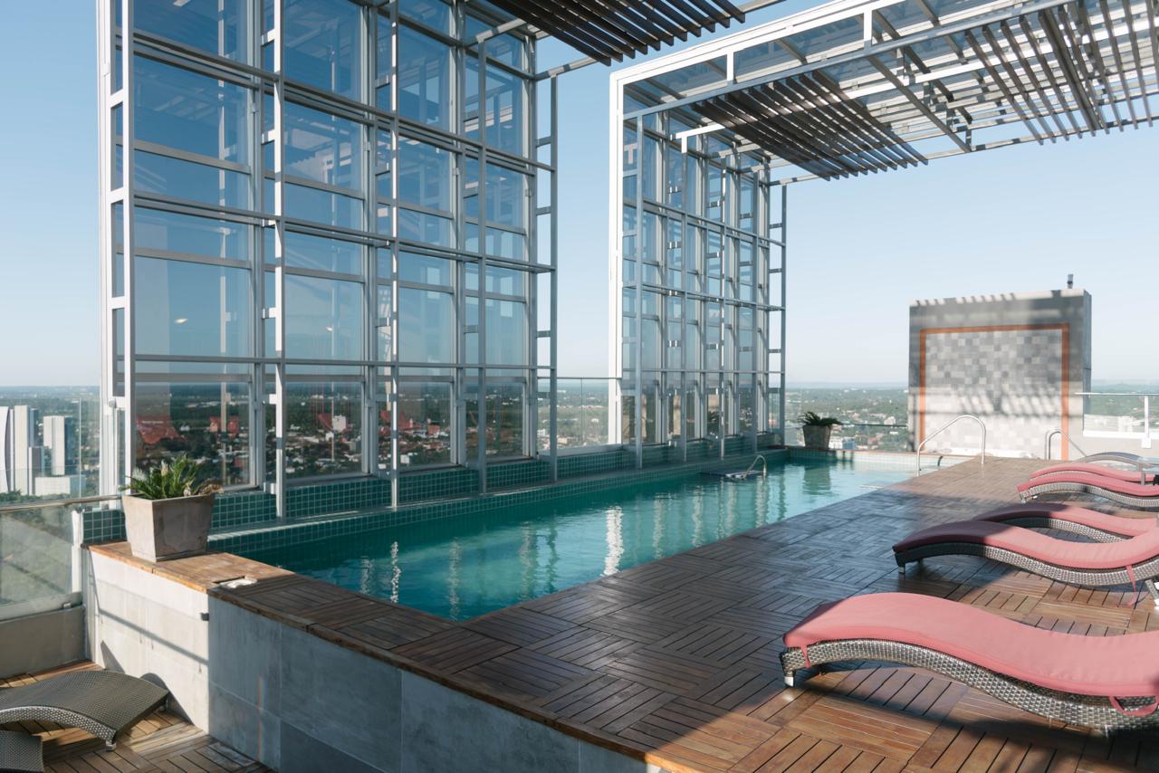 EN ALQUILER: APARTAMENTO CON 3 HAB EN SUITE, EDIFICIO MIRANDA, AV. STA TERESA — foto 3