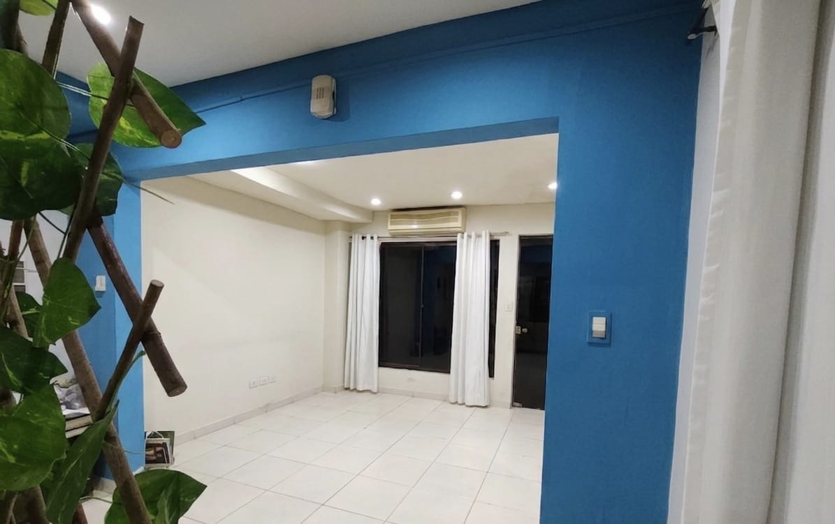 ¡EN ALQUILER! Casa con salón sobre Av. Médicos del Chaco – Lambaré — foto 2