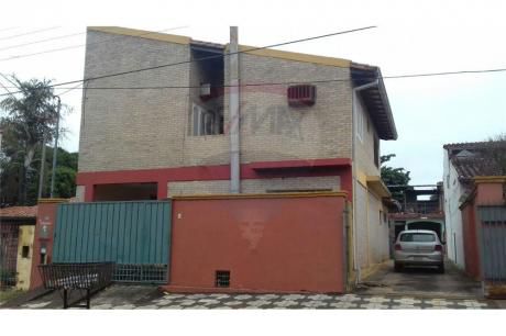 Duplex De 3 Habitaciones, Cercano A Calle Última