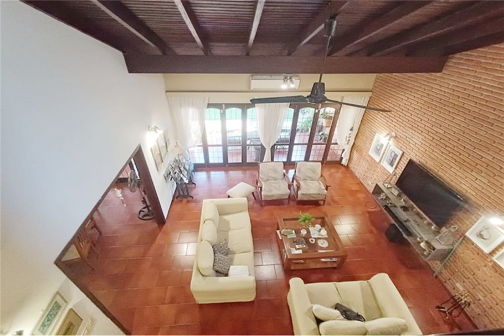 Casa - Alquiler - Barrio Jara, Paraguay — foto 2