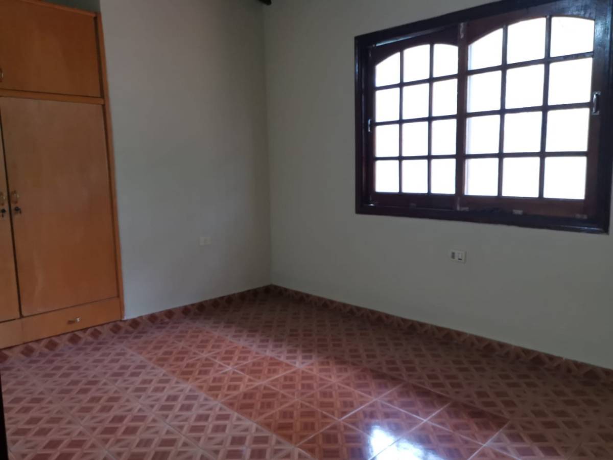 Alquilo dúplex en condominio - Lambaré — foto 2