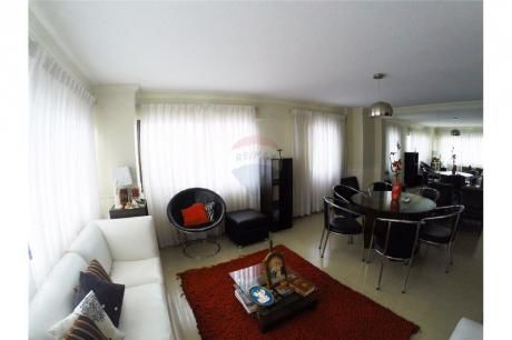 Departamento De Lujo, Sobre Calle Libertad