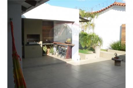 Casa En Venta En Condominio "la Hacienda 1"
