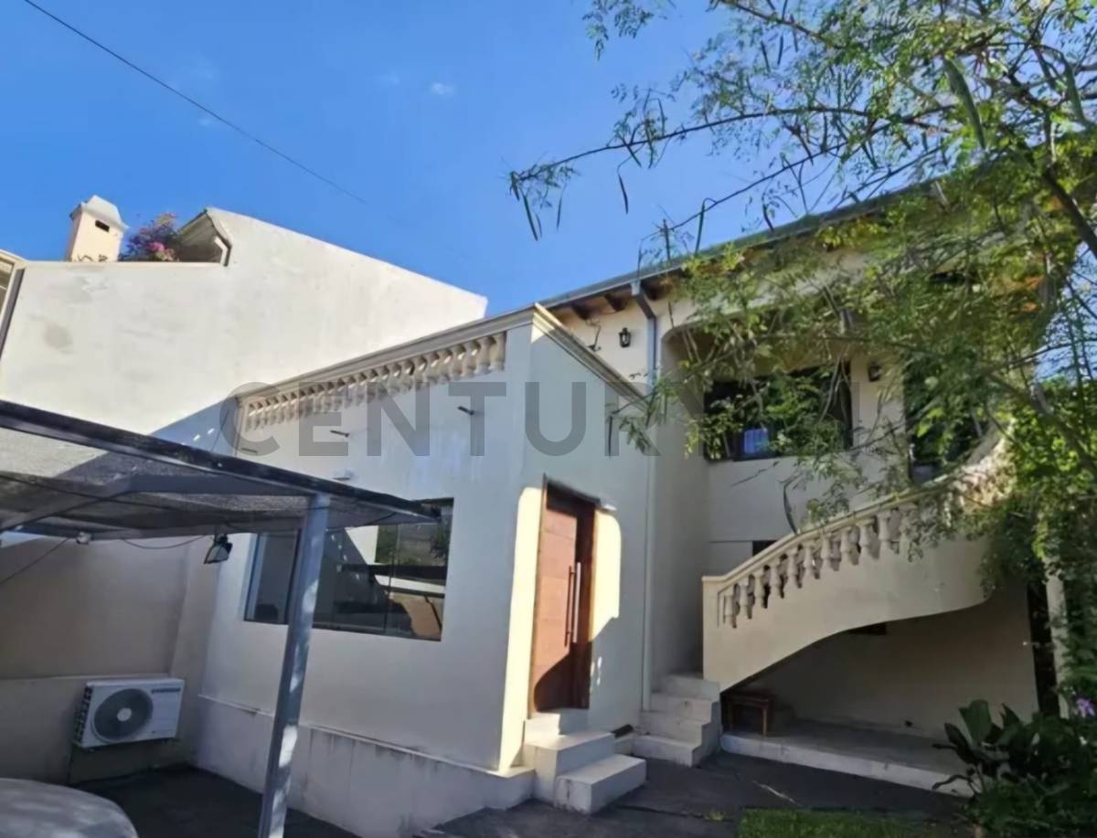 VENDO CASA A REFACCIONAR ZONA IGLESIA SANTÍSIMA TRINIDAD — foto 2