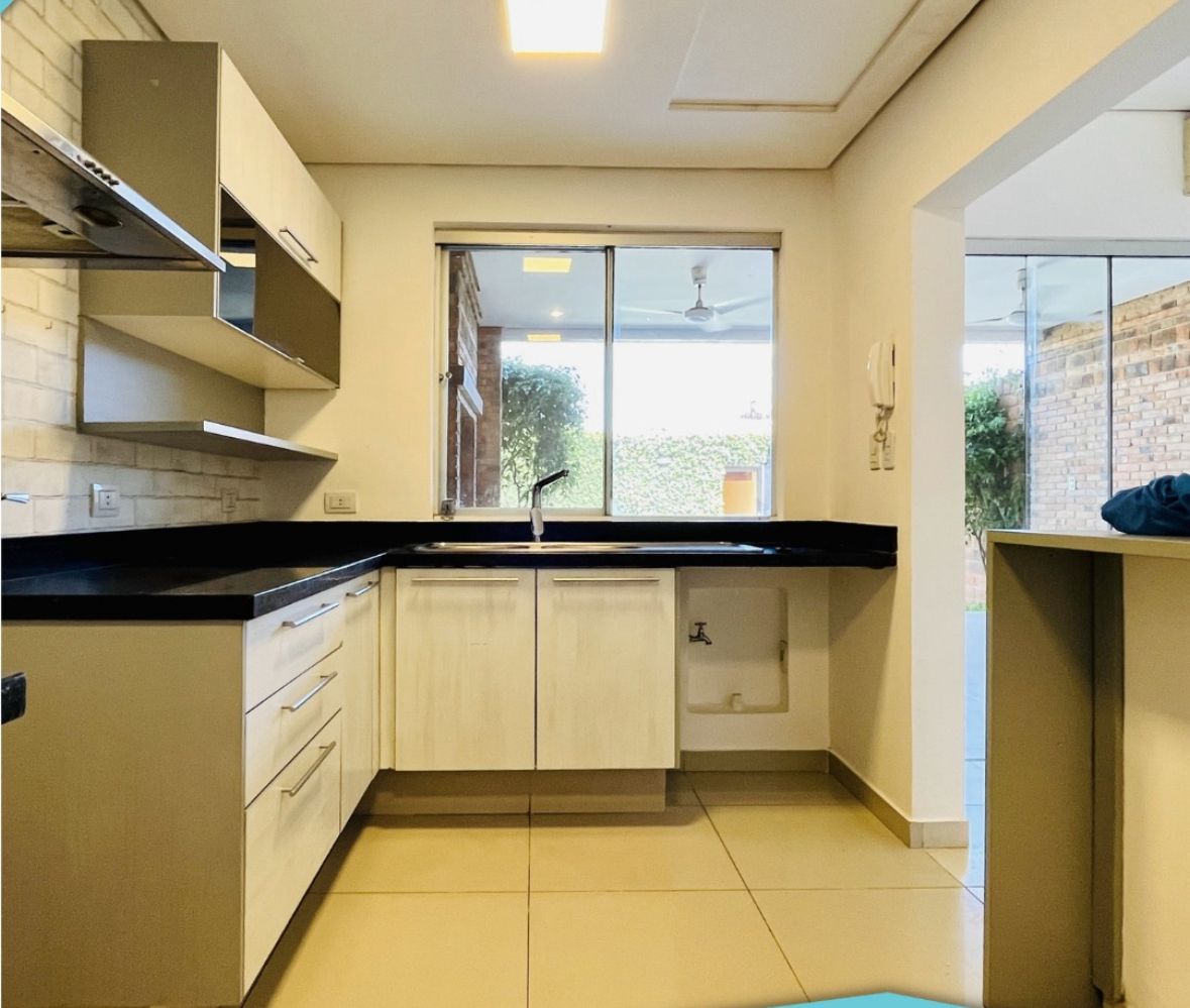 ALQUILO HERMOSO DÚPLEX C PISCINA EN BARRIO MBURUCUYA — foto 3