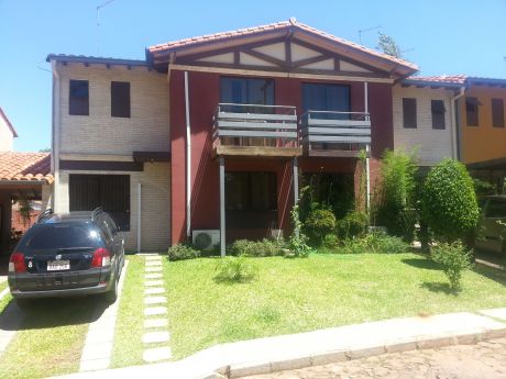 Hermoso Duplex En Barrio Cerrado Casasueño Sur
