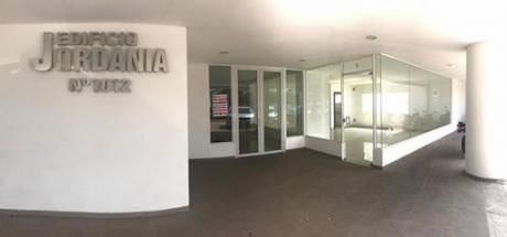 En Comercial Jordania ¡oficina En Alquiler!
