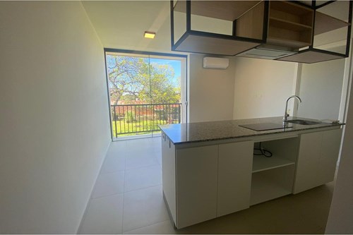 Alquiler Departamento en Luque, Insignia Terra I — foto 3