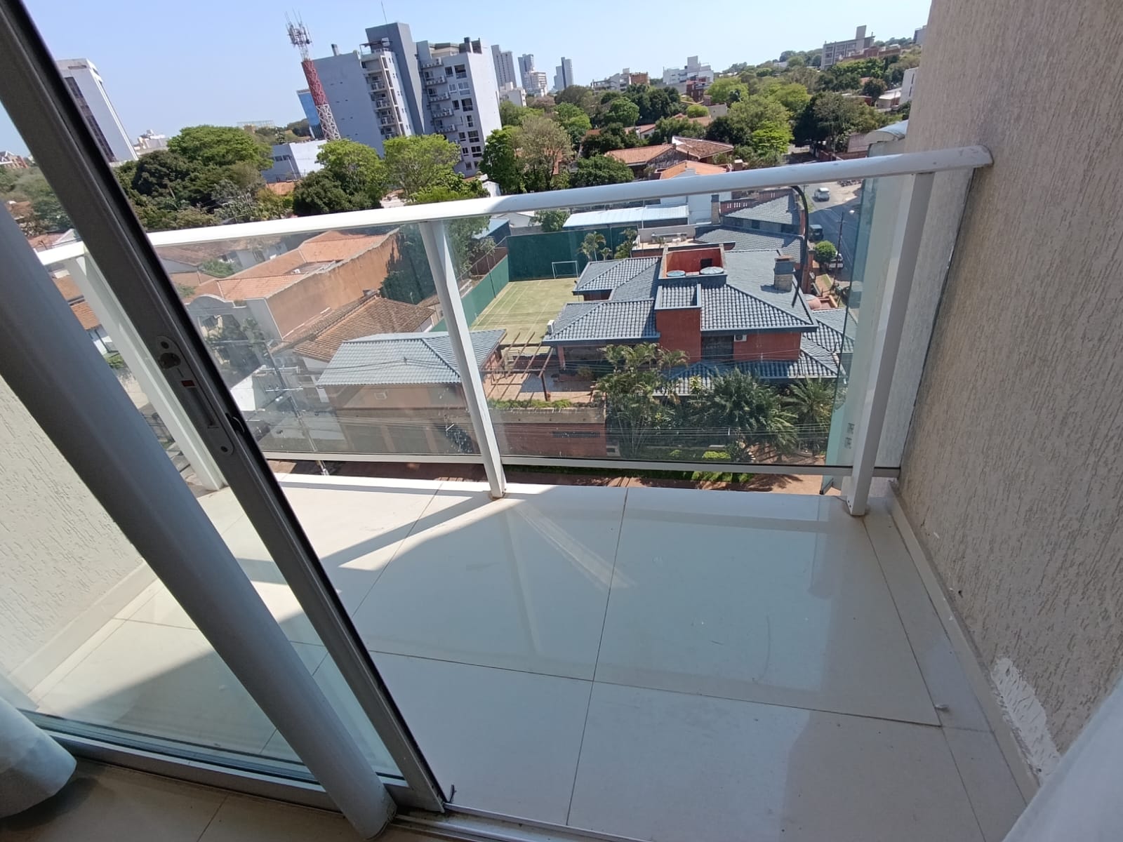 Alquilo Departamento de 3 Dormitorios en Edificio Andrade — foto 3