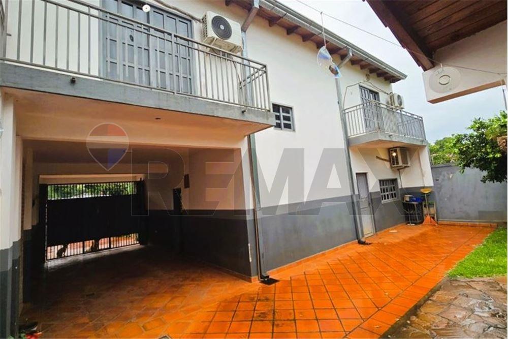 AMPLIA RESIDENCIA FAMILIAR EN alquiler ZONA CALLE Í — foto 3