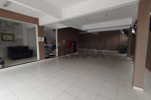ALQUILER DE DEPARTAMENTO EN MARIANO ROQUE ALONSO — foto 2