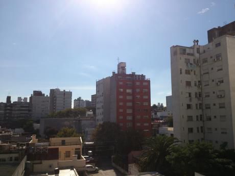 Próximo A Rambla Con Renta