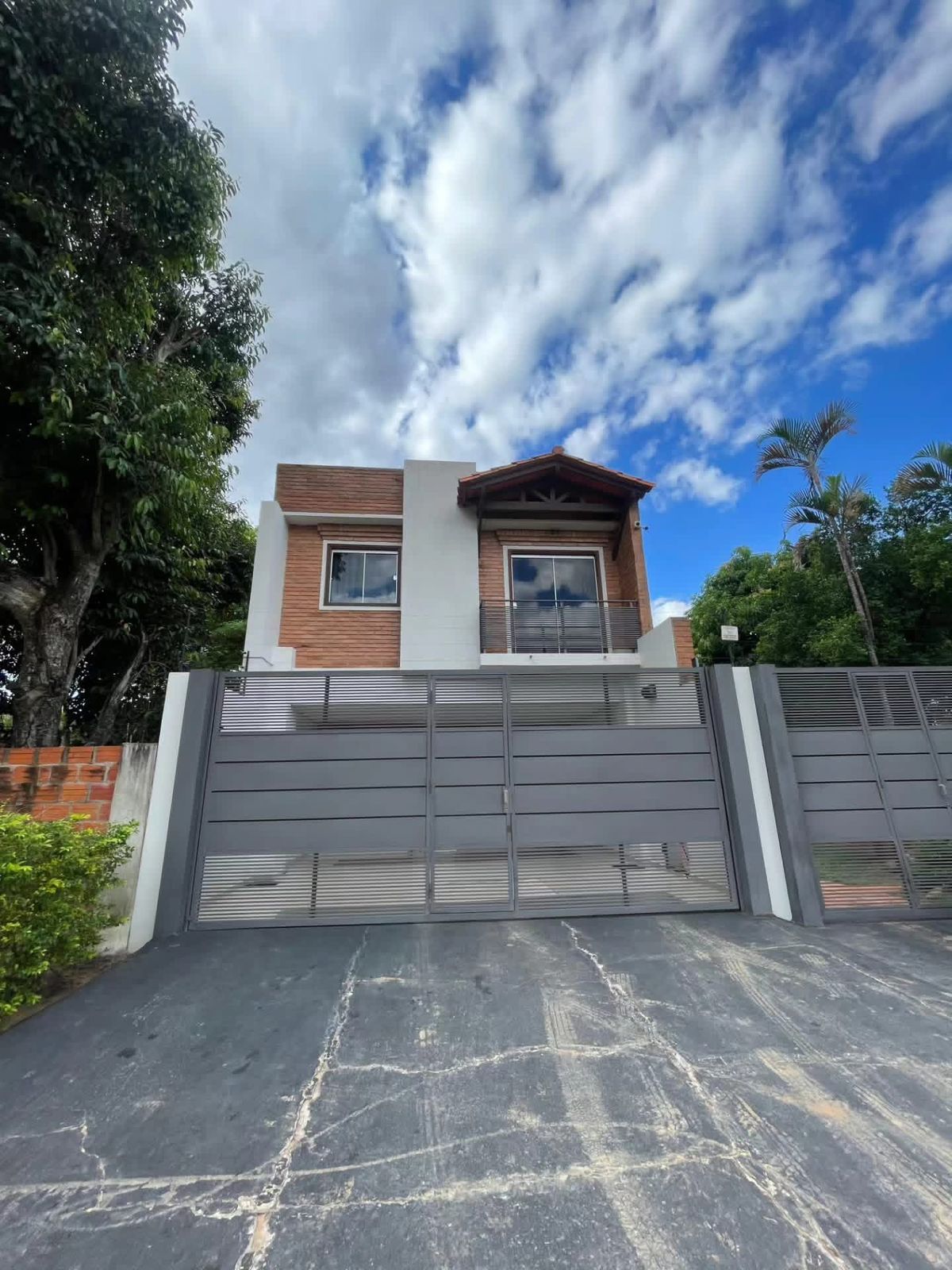 Casa en alquiler en Mburucuyá