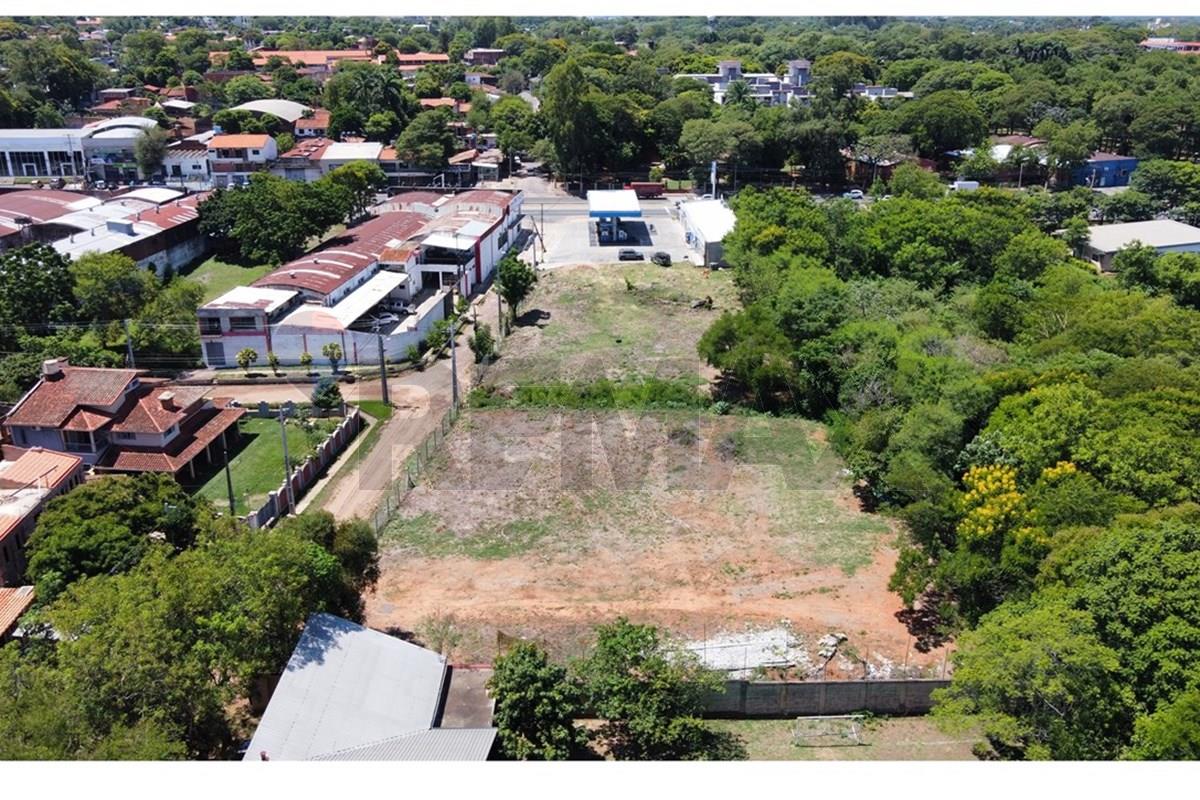 VENDO TERRENO DE 5.600M² A MEDIA CUADRA DE LA UNA 2,500,000 $ — foto 3