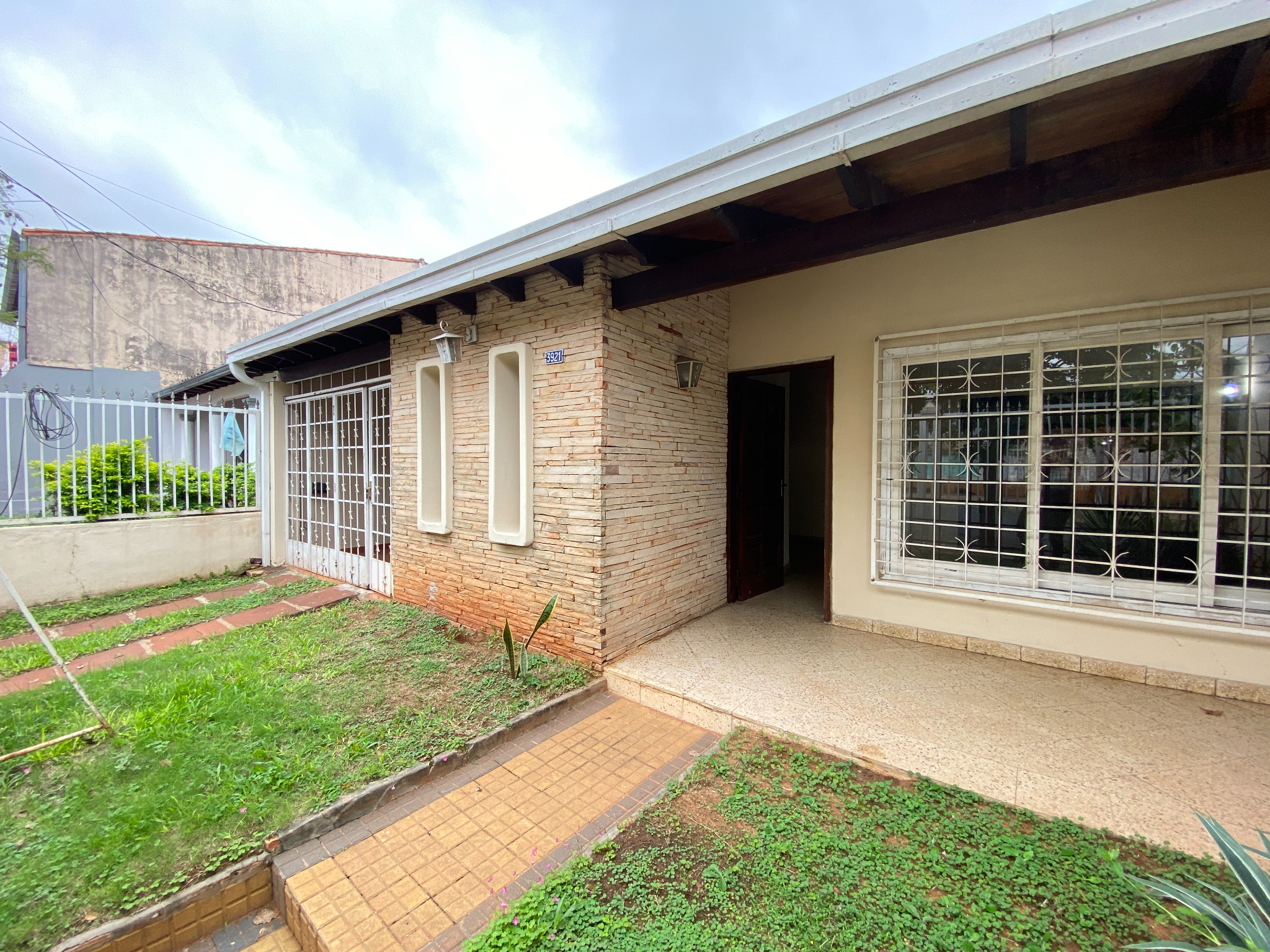 Casa en venta en Mburicaó