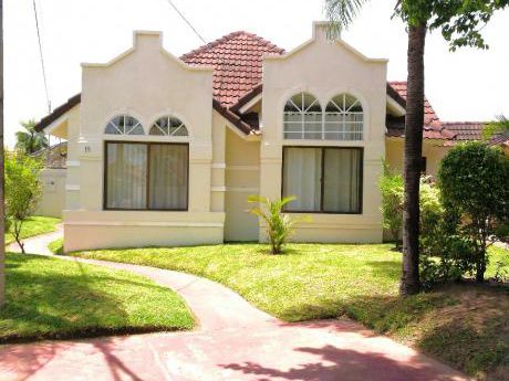 Hermosa Casa En Condominio Cerrado !!
