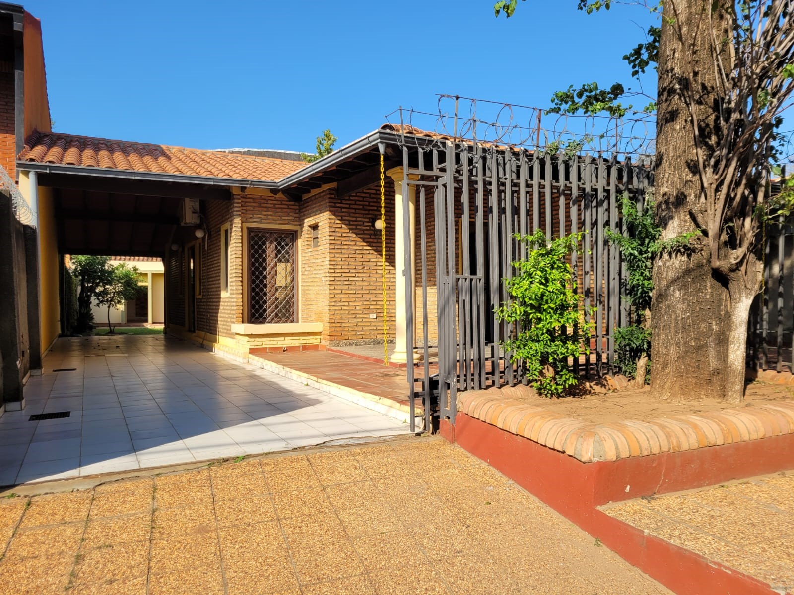 Hermosa Casa En Venta - Barrio San Felipe, San Lorenzo — foto 2