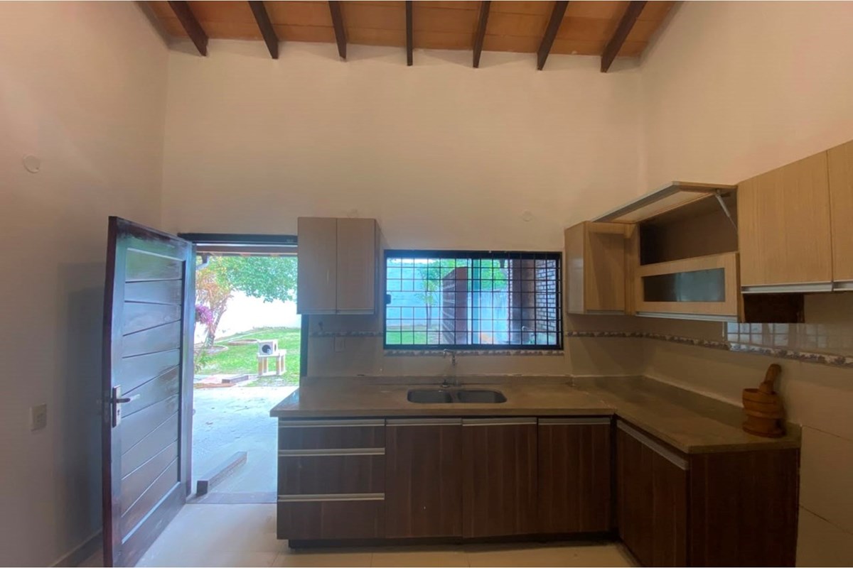 Casa de 3 habitaciones en alquiler en Mariano Roque Alonso — foto 3