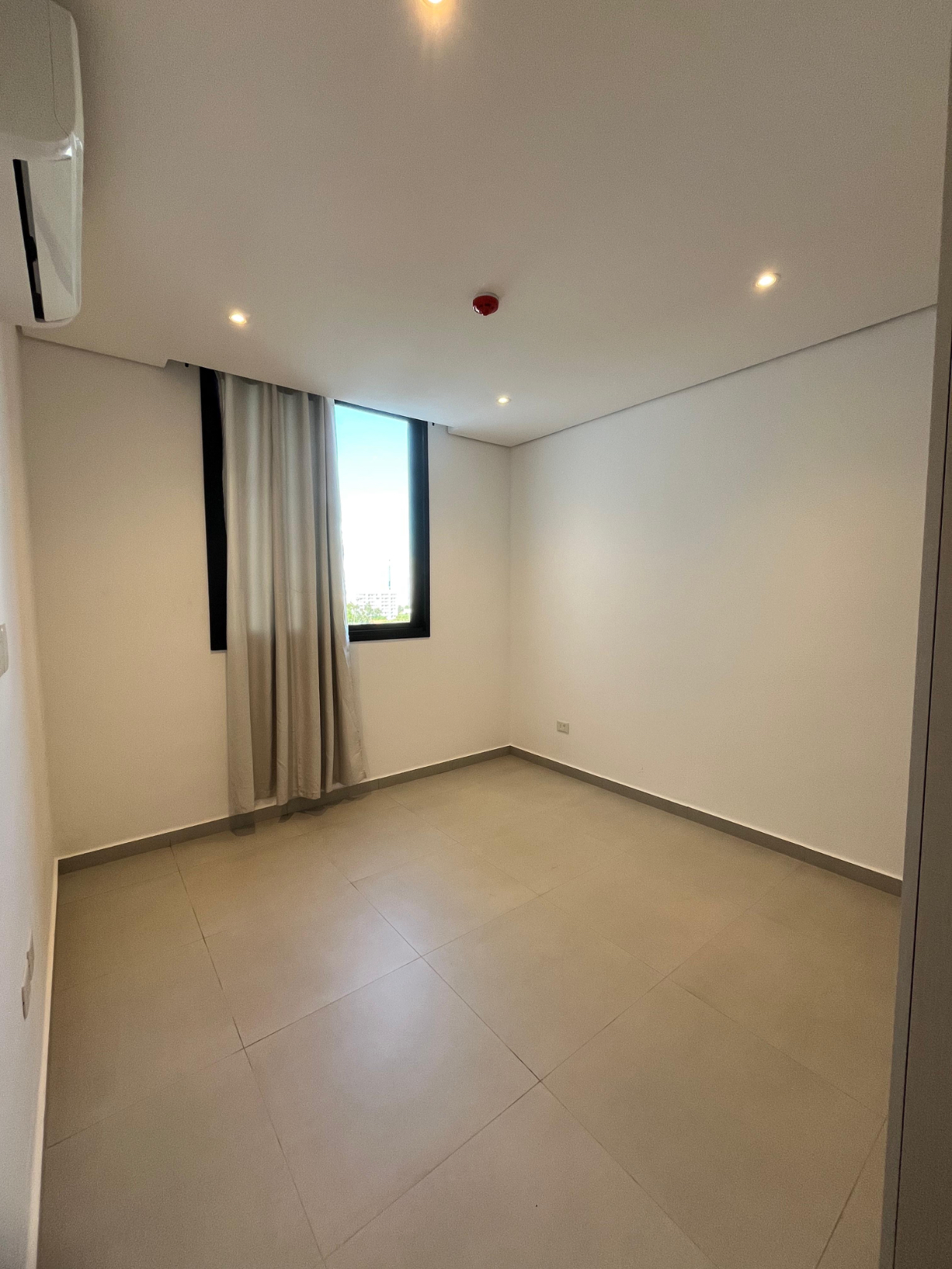 MOLAS LÓPEZ, EN ALQUILER HERMOSO DEPTO DE 2 DORMITORIOS EN SUITE — foto 3
