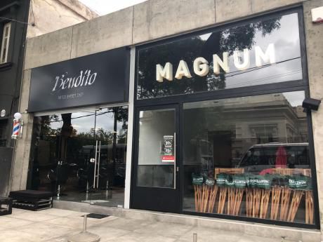 Venta 2 Espectaculares Locales En Punta Carretas (todo Alquilado)