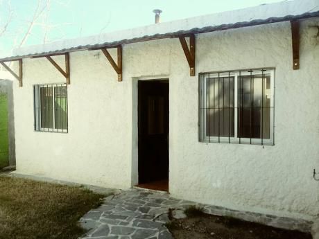 Casa Al Fondo Con Entrada Independiente