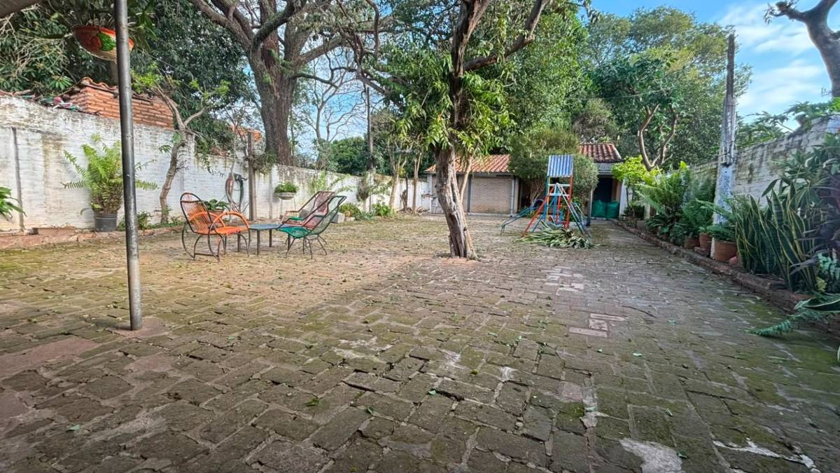 Casa 6 dormitorios, terreno 500 m², Lambaré — foto 3