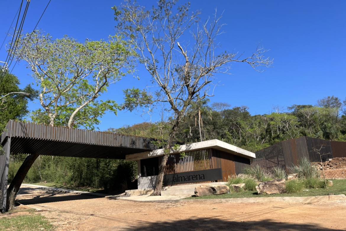 TERRENOS EXCLUSIVOS CON VISTAS AL LAGO Y SERRANIAS ID:28018 — foto 2
