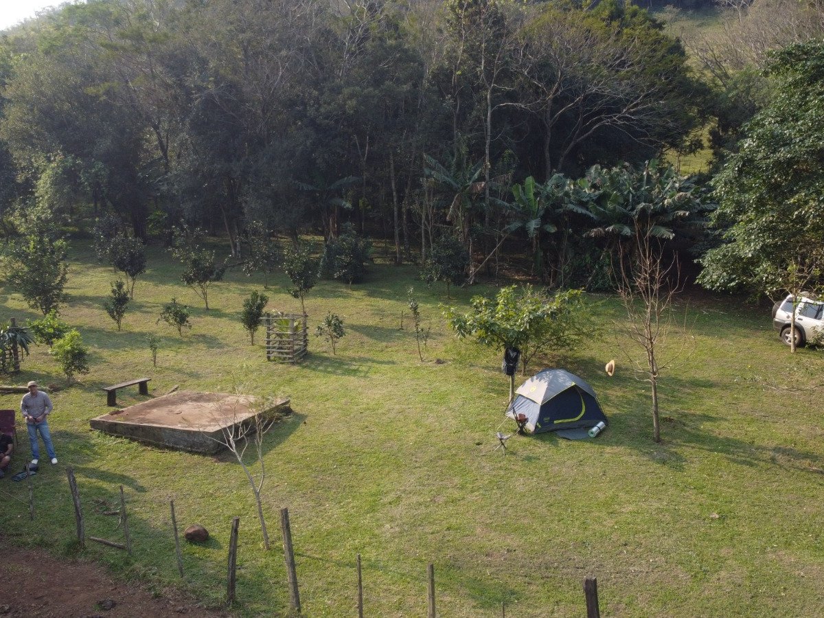 VENDO CASA QUINTA EN VILLARRICA AL PIE DEL CERRO AKATÍ