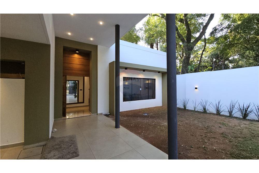 VENDO RESIDENCIA EN ASUNCIÓN ITÁ ENRAMADA — foto 2