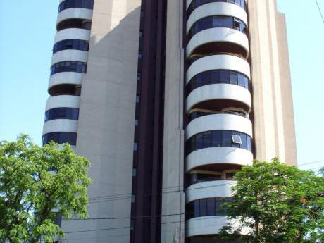 En Alquiler!! Oficina En El Edificio Asturias S/ Av. Mcal Lopez