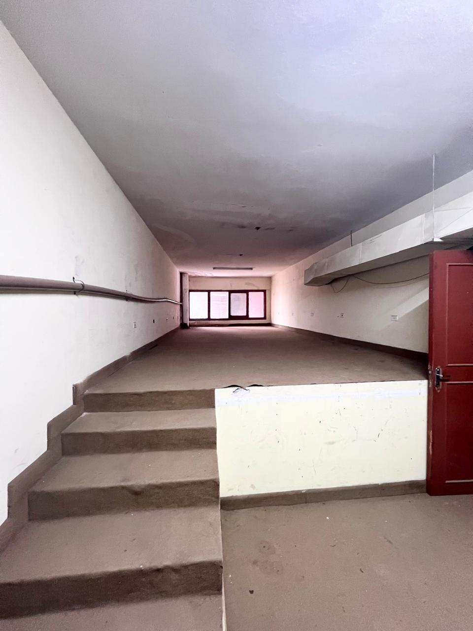 En Alquiler Edificio para Oficinas / Depósito en San Vicente A418 — foto 2