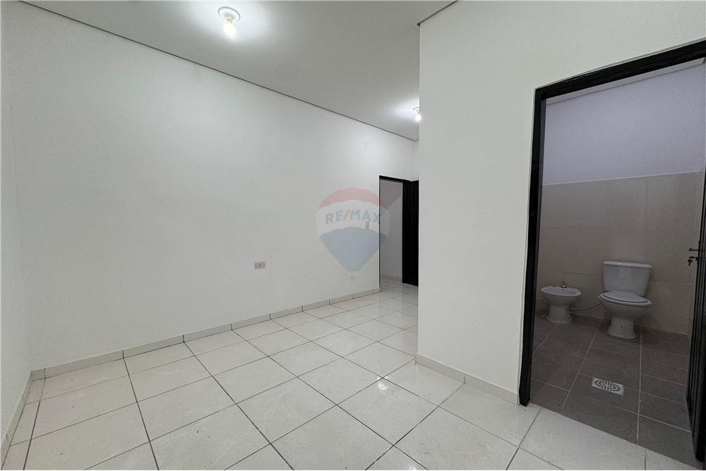 ALQUILO DEPOSITO A ESTRENAR EN SAN LORENZO — foto 3