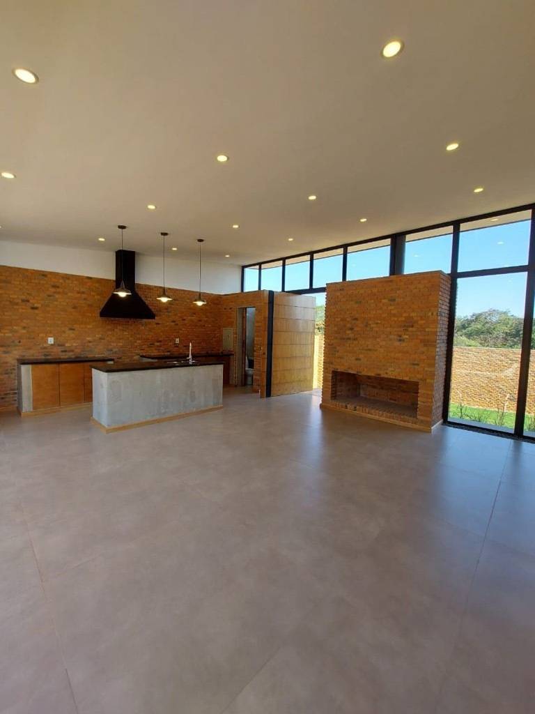 HERMOSA CASA EN SAN BERNARDINO — foto 3