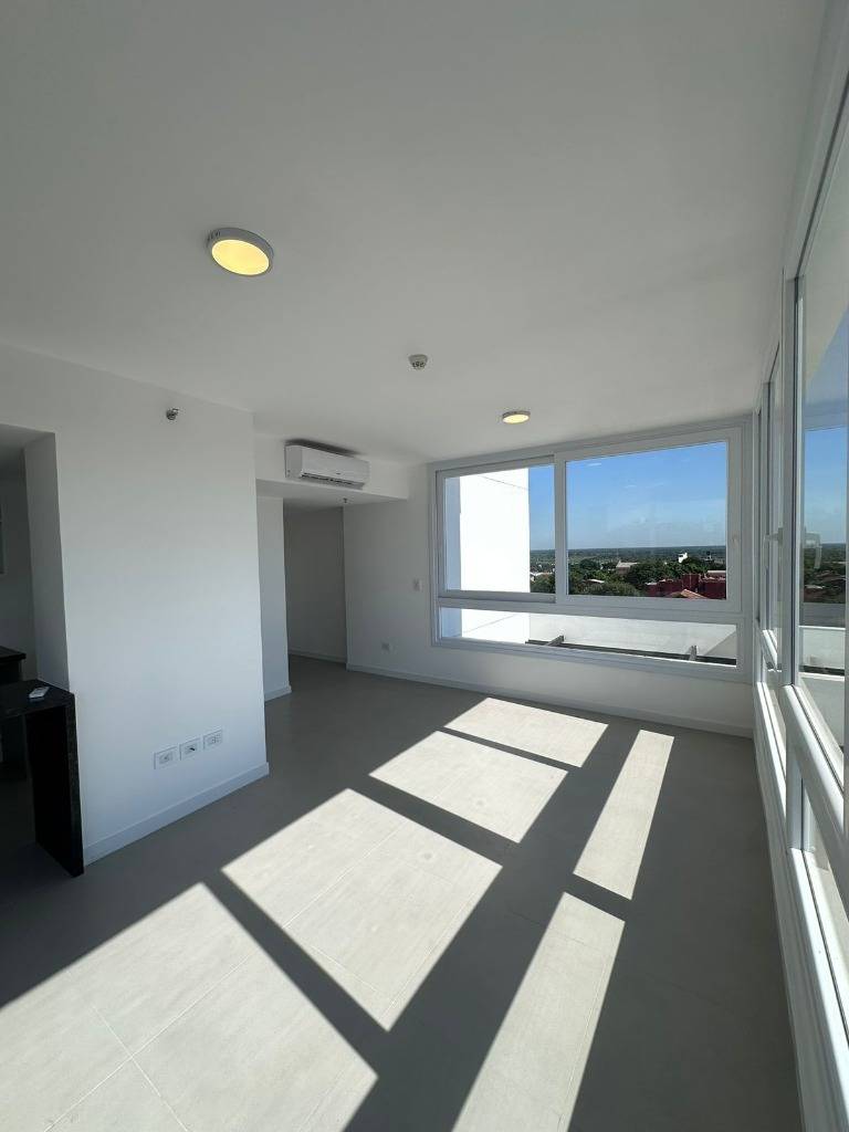 VENDO DEPTO DE 2 DORM. CON 1 COCHERA | BARRIO JARA — foto 2