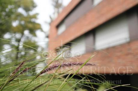 Exclusive Luxury Fully Furnished 3bedroom Apartment