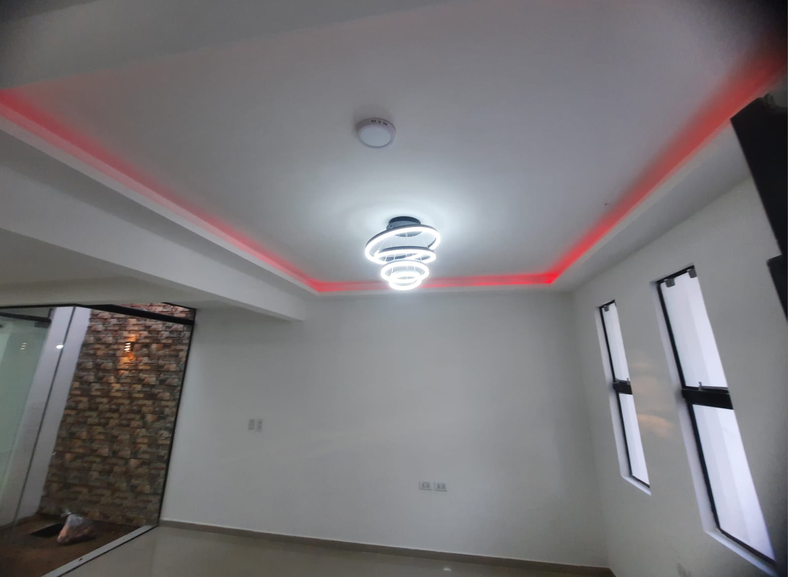 VENDO HERMOSO DUPLEX A ESTRENAR EN SAN BERNARDINO — foto 3