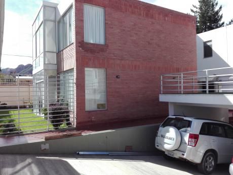 Casa En Venta - La Paz