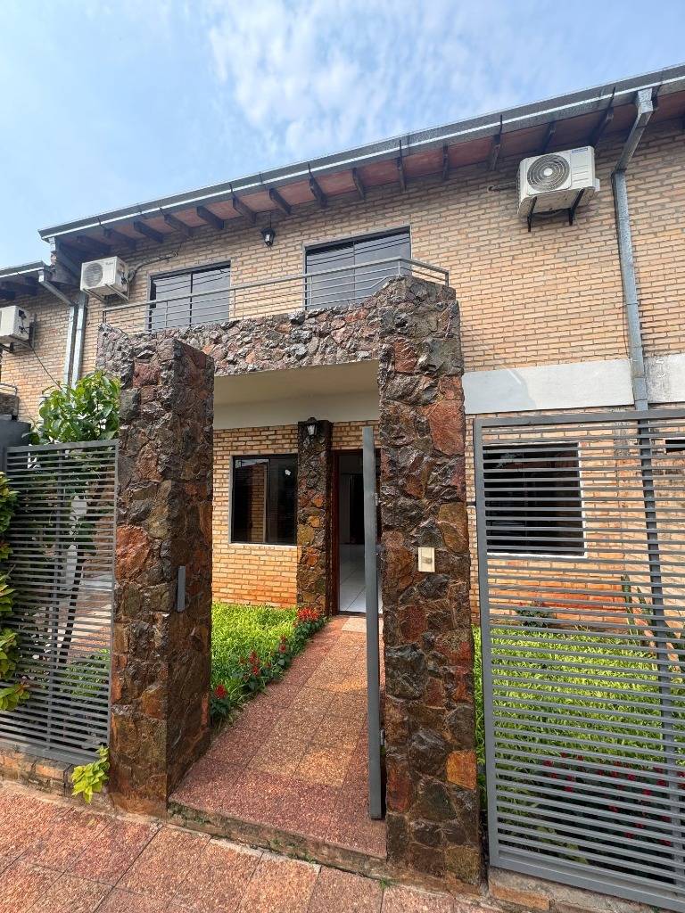 VENDO DUPLEX EN FERNANDO DE LA MORA — foto 2