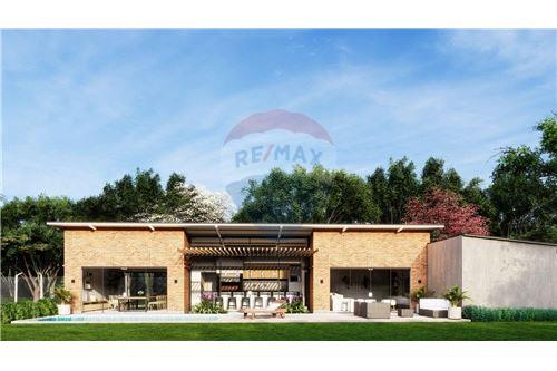 Casa - Venta - Paraguay Cordillera Altos — foto 2
