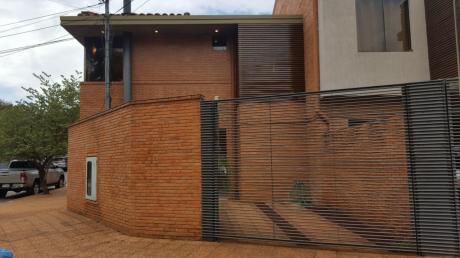 Vendo Duplex En Mburucuya
