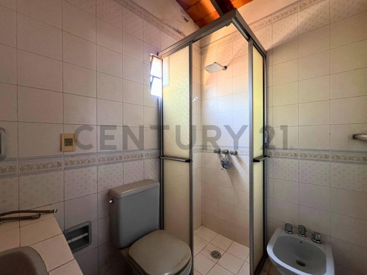Casa en venta en Los Laureles, Asunción — foto 3