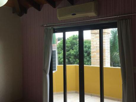 Residencia En El Paranà Country Club