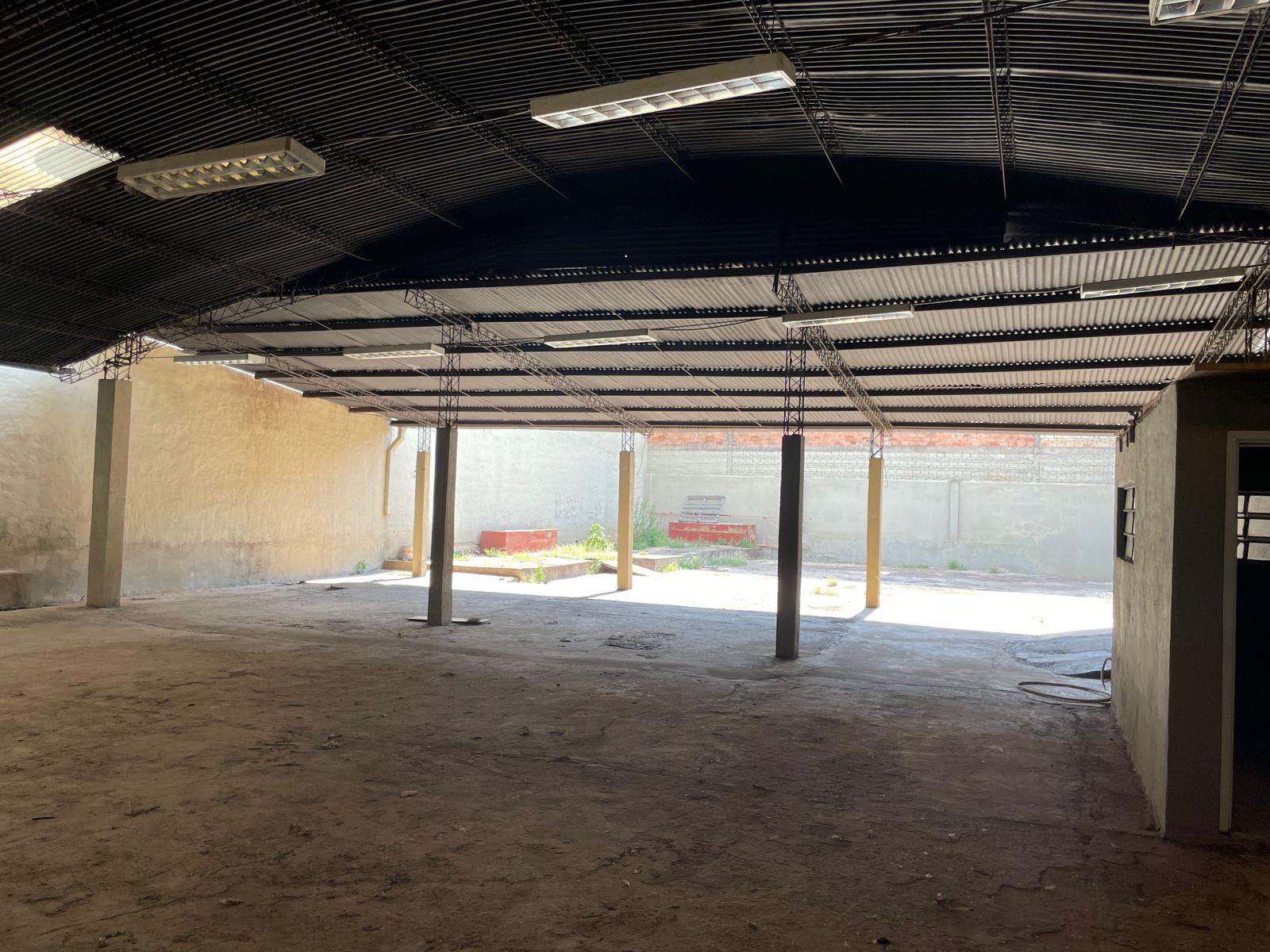 ALQUILO DEPOSITO EN FERNANDO DE LA MORA ZONA NORTE — foto 3