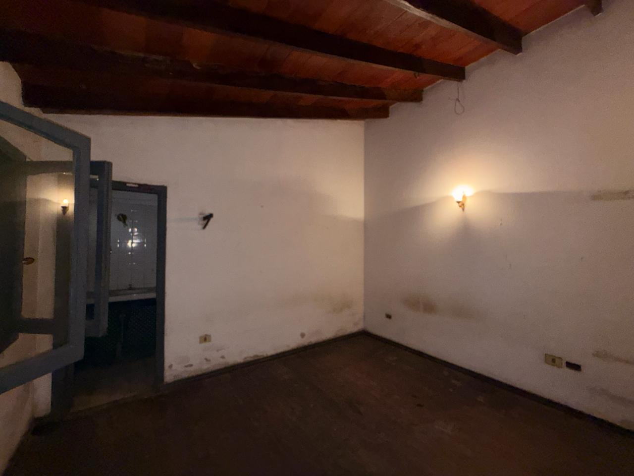 Terreno con Casa a Refaccionar — foto 2