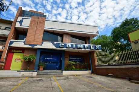 Alquilo Importante Local Sobre Avda Venezuela