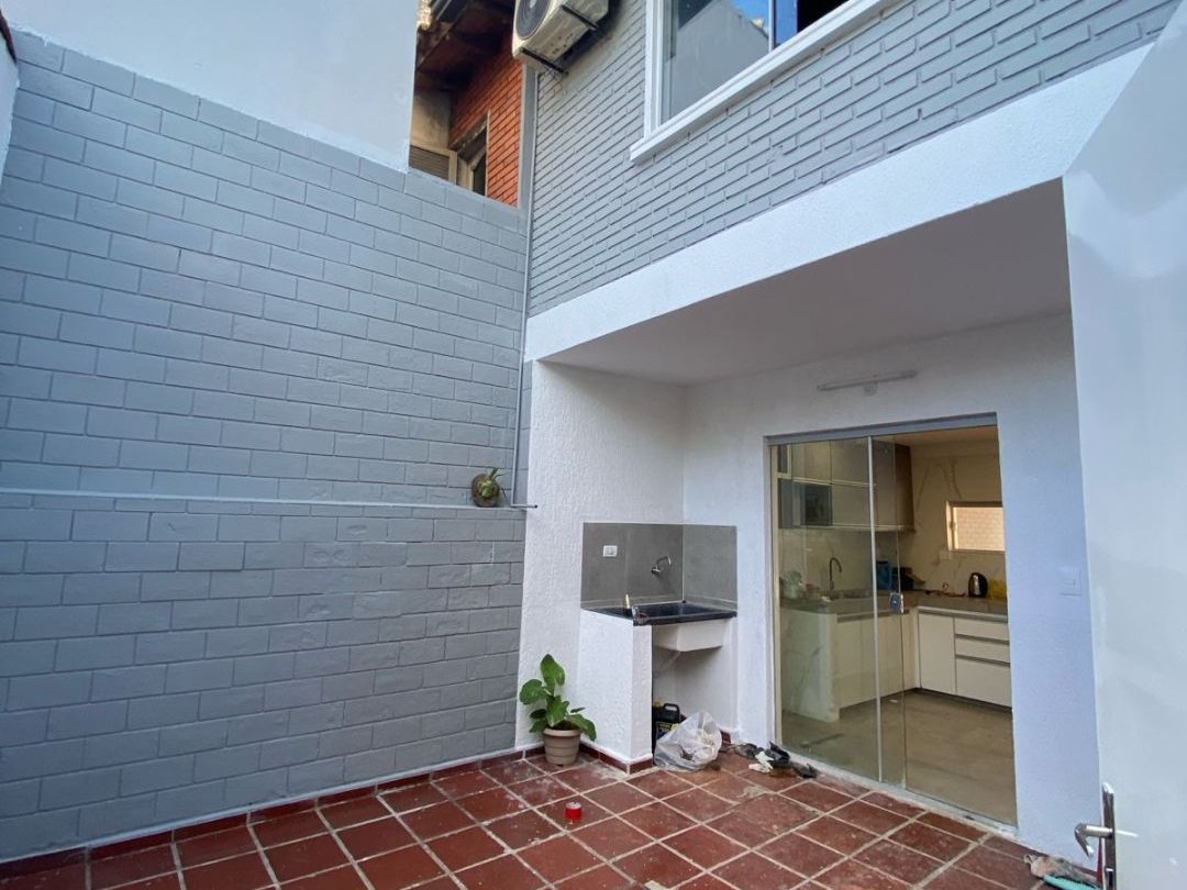 ALQUILO CASA EN BO. ROBERTO L. PETTIT A PARTIR DEL 15/07 — foto 2