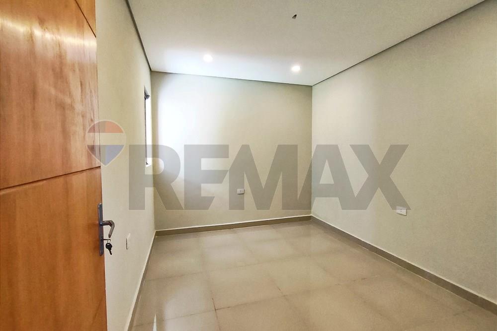 Duplex - Alquiler - Luque, Central, Paraguay — foto 2