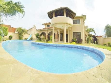 Hermosa Y Amplia Casa En Anticretico En Sirari Ideal Para Empresa O Vivienda